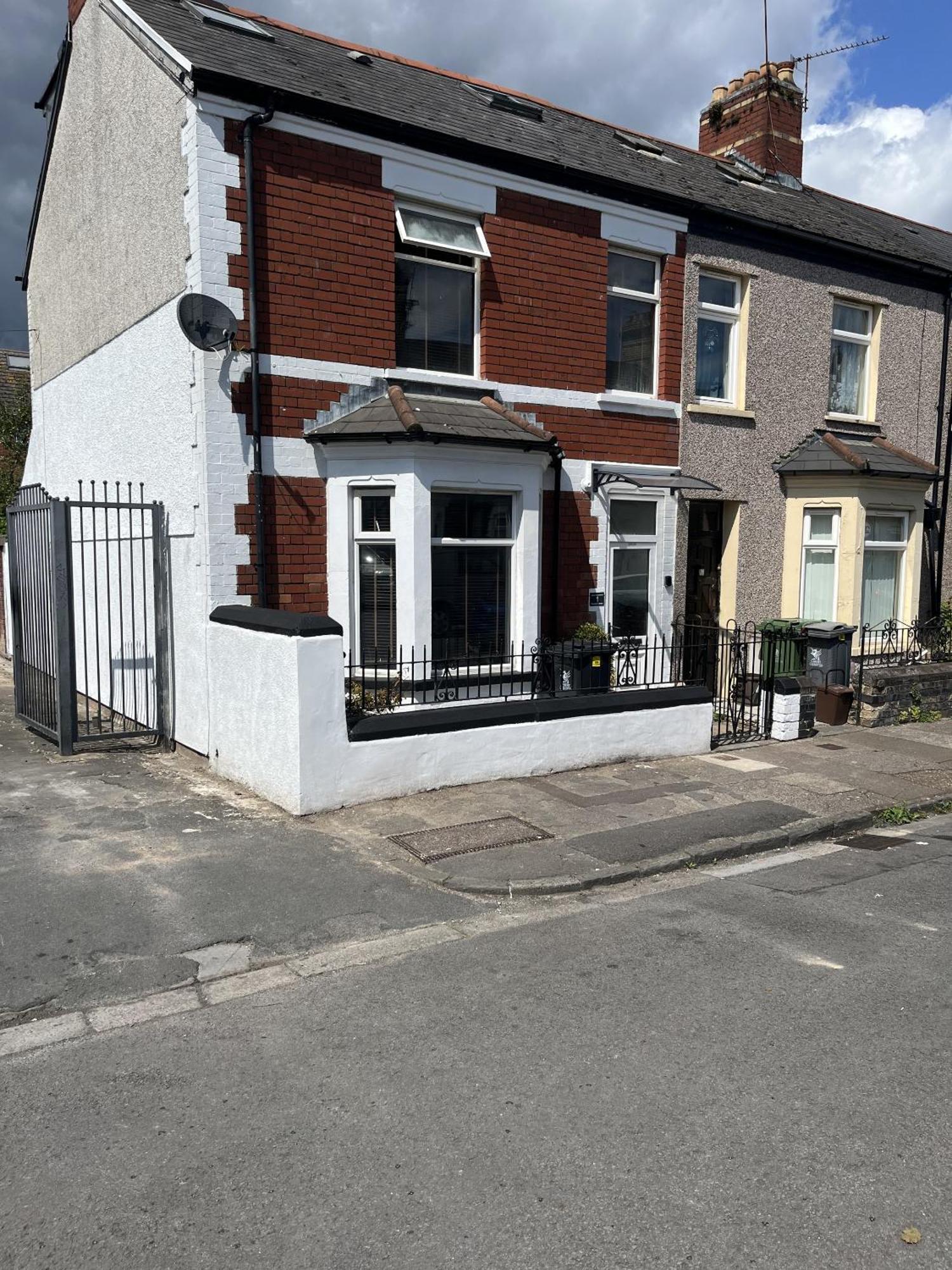 Adanhouse-Stockland Spacious 5 Bedroom House Sleeps 12 Private Garden Cardiff Esterno foto
